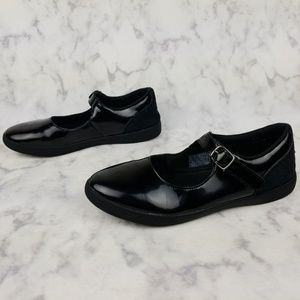 UGG Black Mary Jane buckle shoes lined size 6